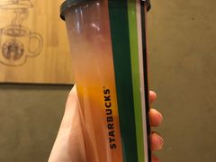 -星巴克臻选(青岛麦凯乐分店)