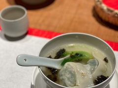 荠菜馄饨-鲤院·新中式美学·庭院餐厅(夫子庙店)