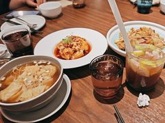 -港丽餐厅(正大店)
