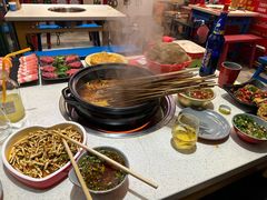 -钢管厂五区小郡肝串串香火锅(梅川路店)