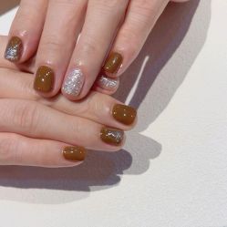 -花系美·美甲美睫精品店