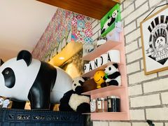 -熊猫一间店欧式奶茶铺