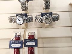 -亨吉利世界名表中心(华润万象城店)