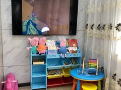 -茂菊口腔连锁(浦东南路店)