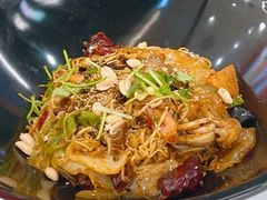 -醉人椒麻辣香锅(王府井喜悦店)