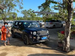 -一嗨租车(凤凰机场店)