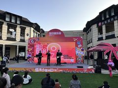 -王府井奥莱临潼小镇(临潼店)