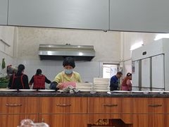 -容里煲仔饭(利丰北路店)