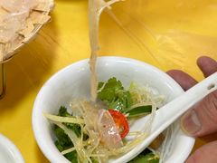 -官塘陈记鱼生·潮汕砂锅粥·牛肉火锅(潮枫路总店)