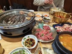 -青瓦餐厅·生鱼片·韩园烤肉(西塔店)