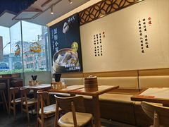 -馋三尺蟹粉小笼(人民广场店)