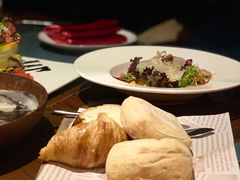 餐前欧式面包-YUE·6·西式融合餐厅(外滩六号店)