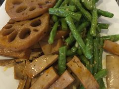 -老鼎万春卤菜(鹭湖宫8区店)