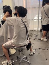 -侨治发型