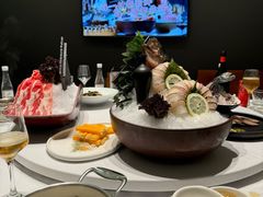 -红鼎豆捞·非遗鲍皇汤火锅(宝丰路店)