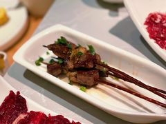 红柳枝碳烤牛肉串-俏牛哥鲜牛肉牛肆馆(重庆天地店)