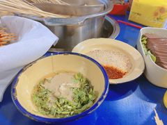 -马路边边·成都串串(翠柏路店)