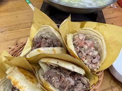 -闫家驴肉老店(华电一校店)