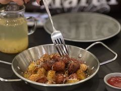 -théATRE茶聚场·餐厅(环球金融中心店)