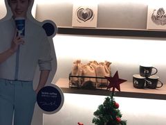 -瑞幸咖啡(巴黎春天陕西路店)