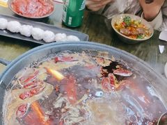-黄潇洒老火锅(九眼桥宏济巷店)