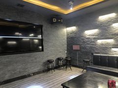 -范特西FANTASY量贩式KTV(民主广场店)