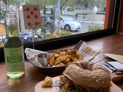 -Catch Bagel(芳草地店)