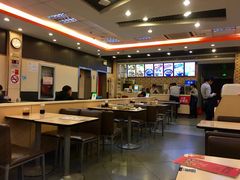 大堂-李先生牛肉面大王(上海站南广场店)