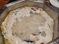 -佬土鹅肠火锅(扬中步行街店)