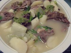 萝卜鸭汤-小碗大胃(福久源新天地店)