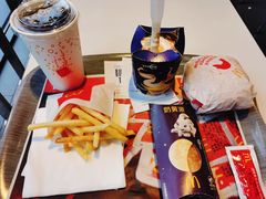 麦辣鸡腿汉堡经典中薯条套餐-麦当劳(东苑丽宝商业广场店)