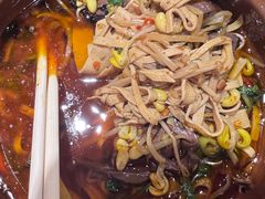 -破瓦寒窑·地摊烤羊排