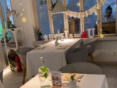 -春树下·树屋花房西餐厅(罍街AS1980店)