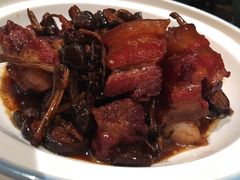 野菌瓦罐肉-千百味红餐厅·江西菜(绿地双子塔店)