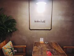 -HIGH FIVE哈福手工汉堡(桂林路店)