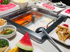 -海底捞火锅鲜切牛肉主题店(长寿路店)