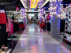 -云柏鞋业(十里堡店)