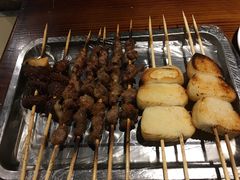 羊肉、香菇-新疆烧烤王(广灵店)