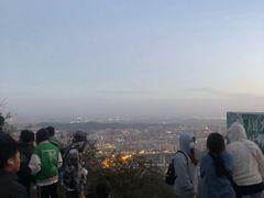 -紫金山山顶公园