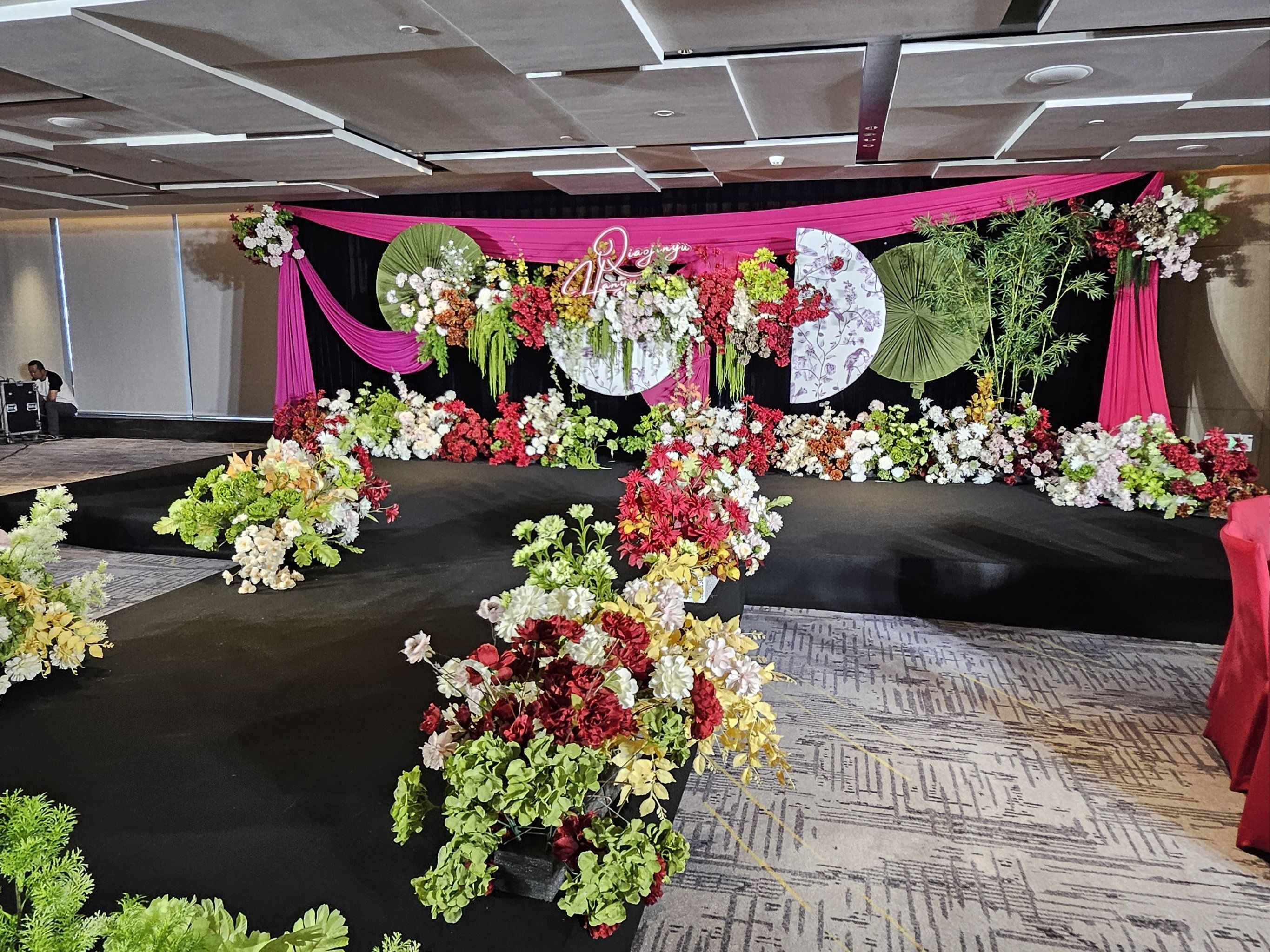 我们的婚礼地点选择在了盛达希尔顿酒店9楼