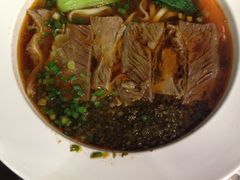 -康师傅私房牛肉面(申虹店)
