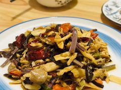 -小厨子私房菜·云南美食店