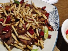 折耳根腊肉-阿婉贵州苗家酸汤鱼(梅林店)