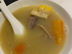 -顺峰海鲜酒楼(省府店)