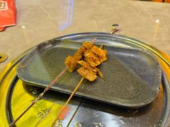 -沪上名羊天下•烤羊腿•东北烧烤•小龙虾(浦东直营总店)