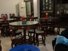 -容里煲仔饭(利丰北路店)