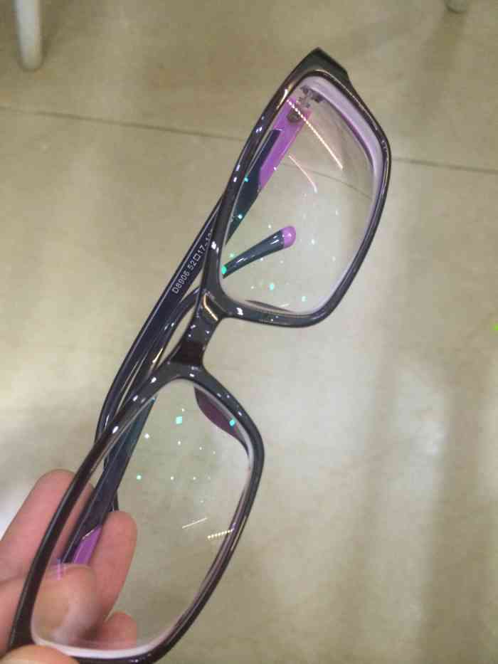 广医眼镜(徐闻县店)-"配的眼镜很满意 买的团购券很优惠 下回还.