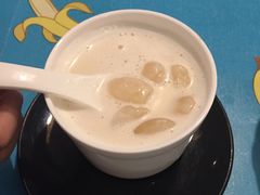 杏仁椰椰-蜜糖甜品铺(朝一村民公寓店)