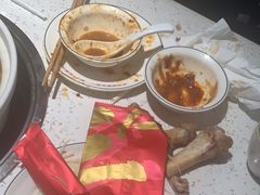 -三人行骨头王火锅(长寿店)