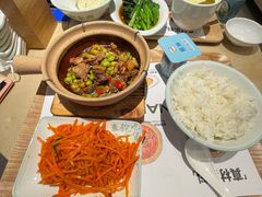 -老乡鸡(上海白玉兰广场店)